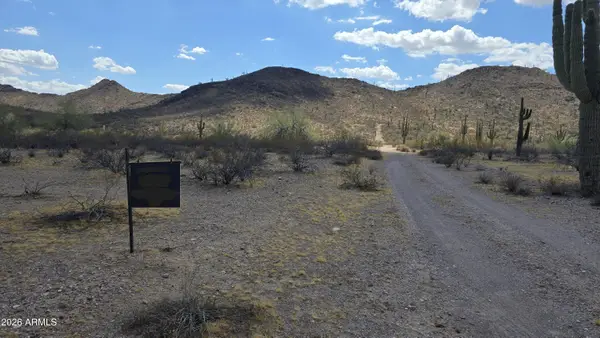 311XX W Cloud Road, Wittmann, AZ 85361
