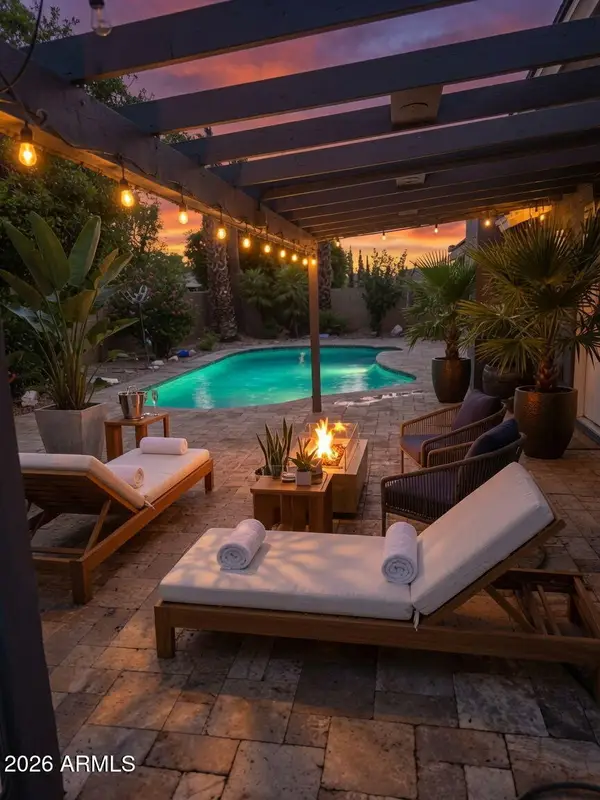 635 W Los Lagos Vista Avenue, Mesa, AZ 85210