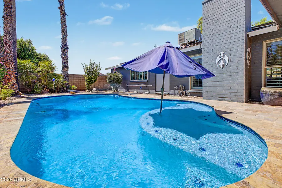 635 W Los Lagos Vista Avenue, Mesa, AZ 85210 - #3