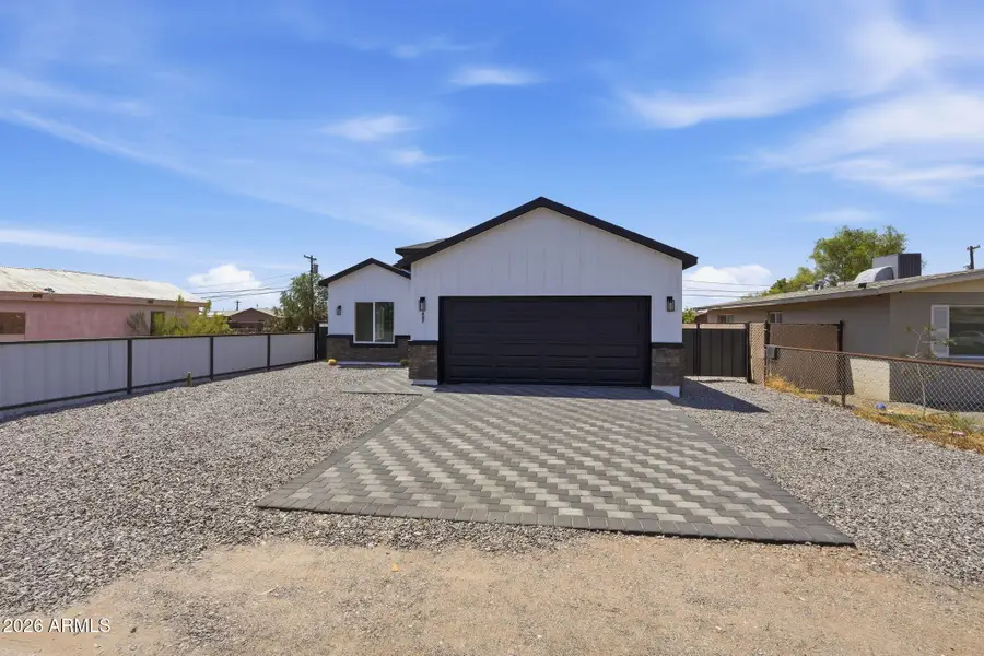 647 W Dewey Avenue, Coolidge, AZ 85128 - #2