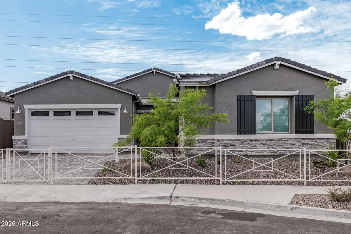 10622 S 48th Glen, Laveen, AZ 85339 - #1