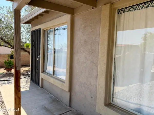 3301 W Holly Street, Phoenix, AZ 85009