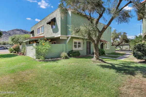 10208 N 8th Place #B, Phoenix, AZ 85020