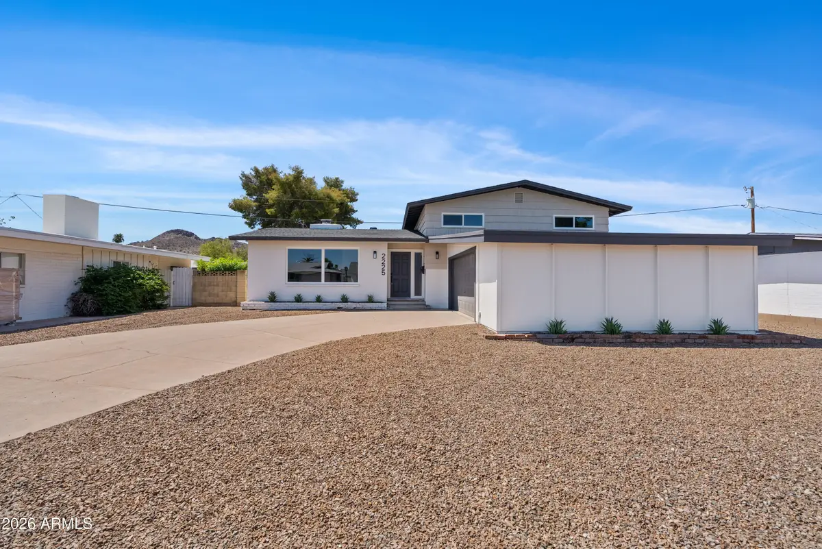2225 E Nisbet Road, Phoenix, AZ 85022 - #1