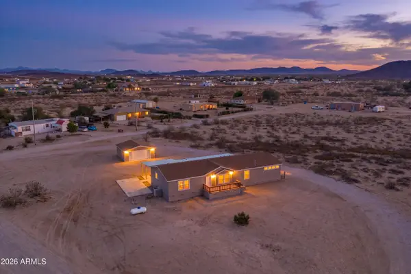 3016 S 375th Avenue, Tonopah, AZ 85354