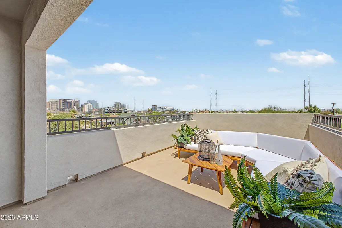 1104 S Montezuma Avenue, Phoenix, AZ 85003 - #1