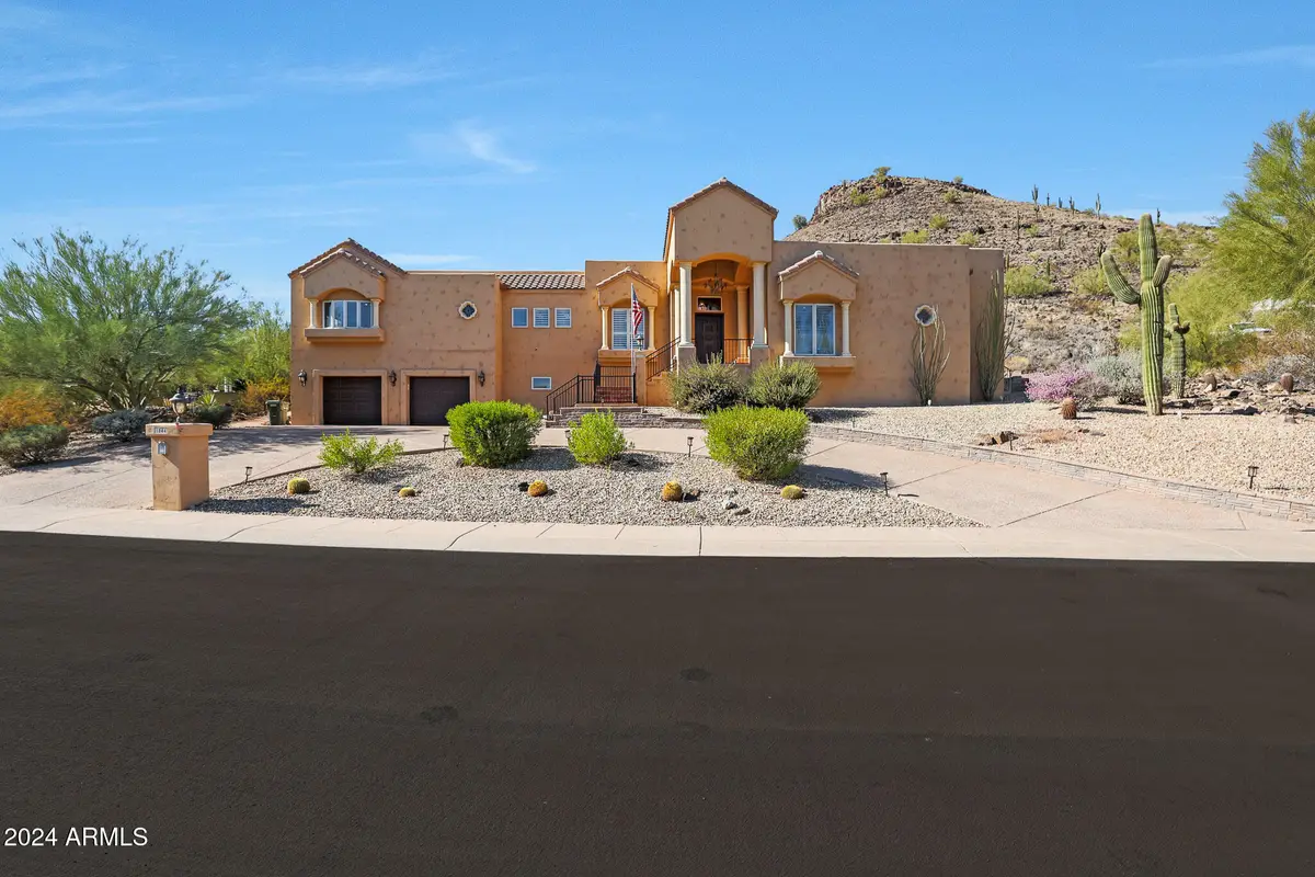 1044 W Indian Hills Place, Phoenix, AZ 85023 - #1