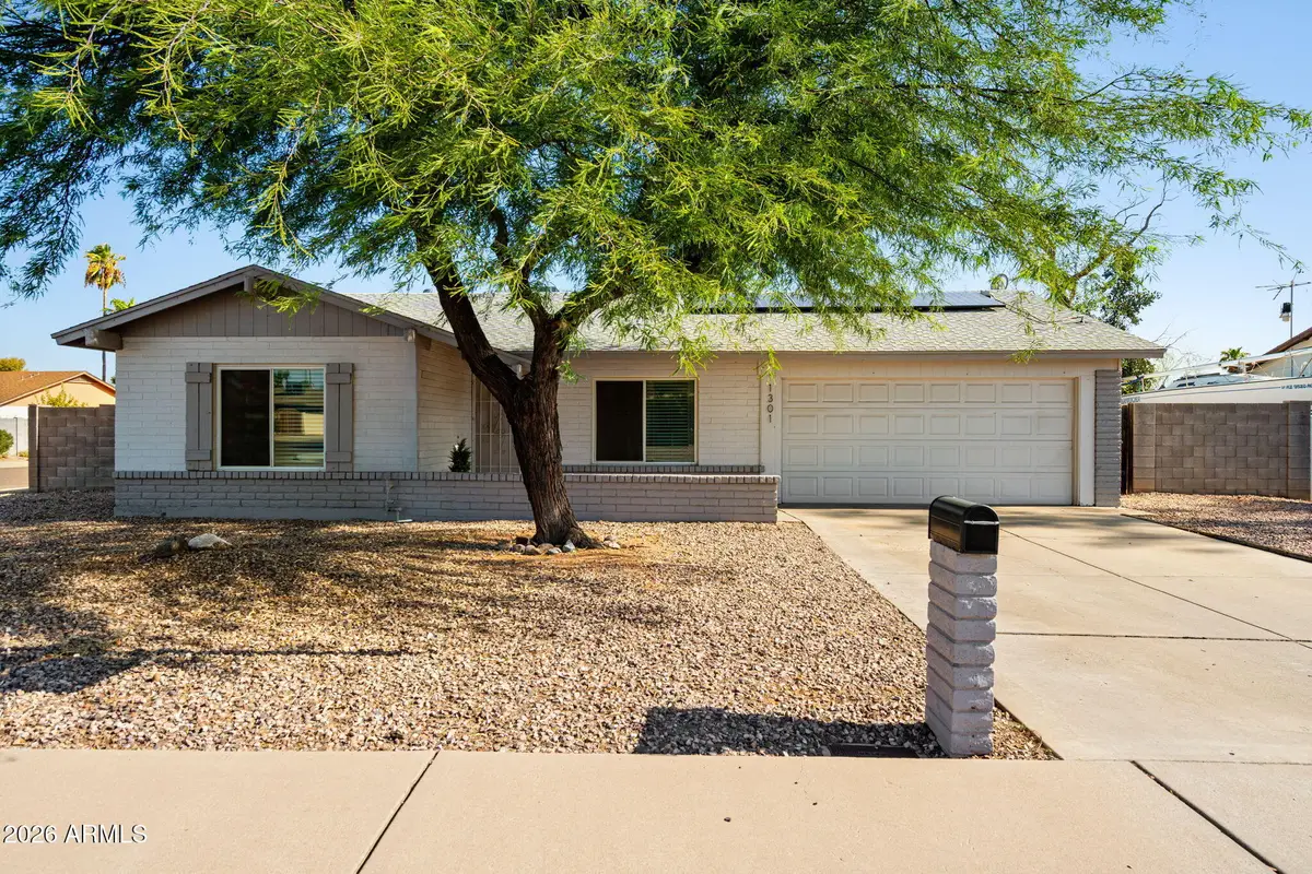 1301 W Kerry Lane, Phoenix, AZ 85027 - #1