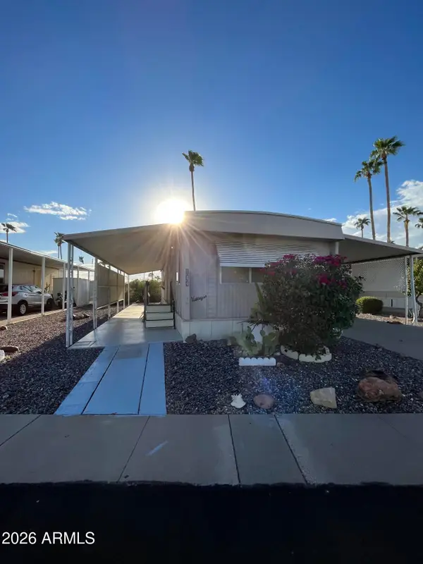 303 S Recker Road #144, Mesa, AZ 85206