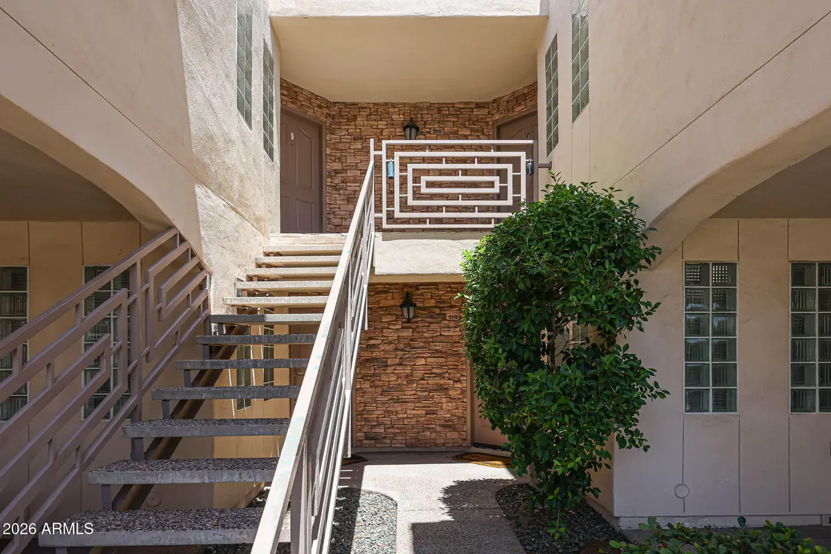3235 E Camelback Road #220, Phoenix, AZ 85018 - #1