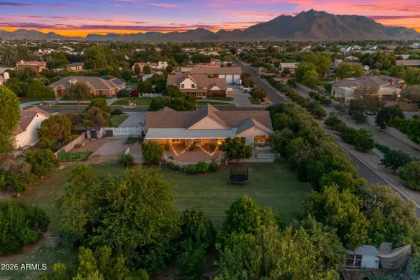 18110 E Sunnybrook Lane, Gilbert, AZ 85298