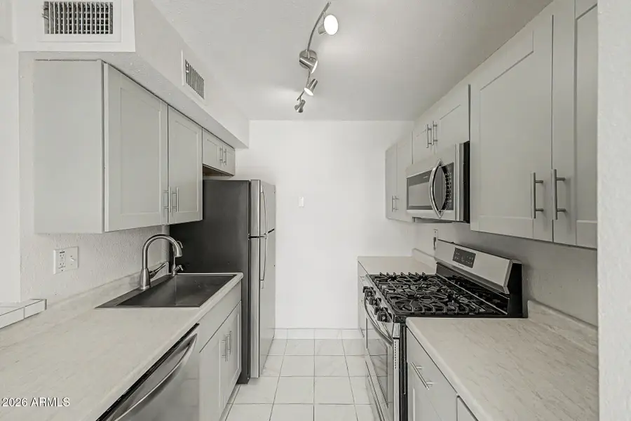 1701 W Tuckey Lane #236, Phoenix, AZ 85015 - #2