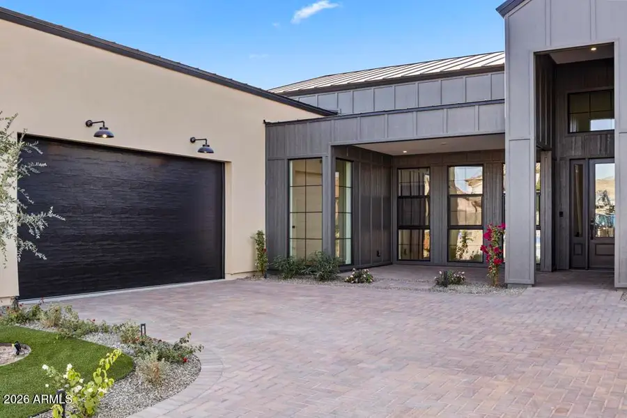 8425 S 10th Lane #1, Phoenix, AZ 85041 - #3