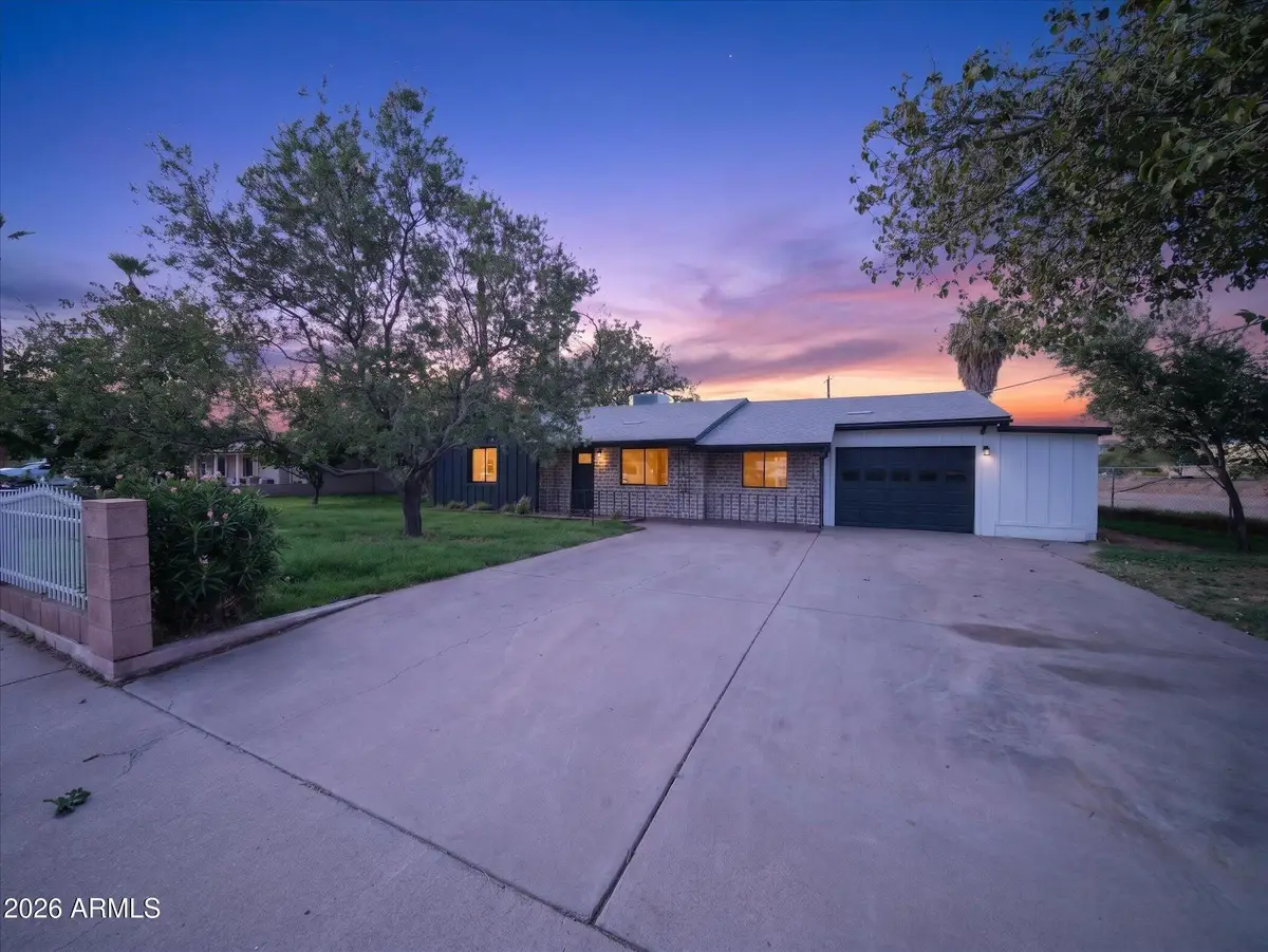 1712 E Whitton Avenue, Phoenix, AZ 85016 - #1