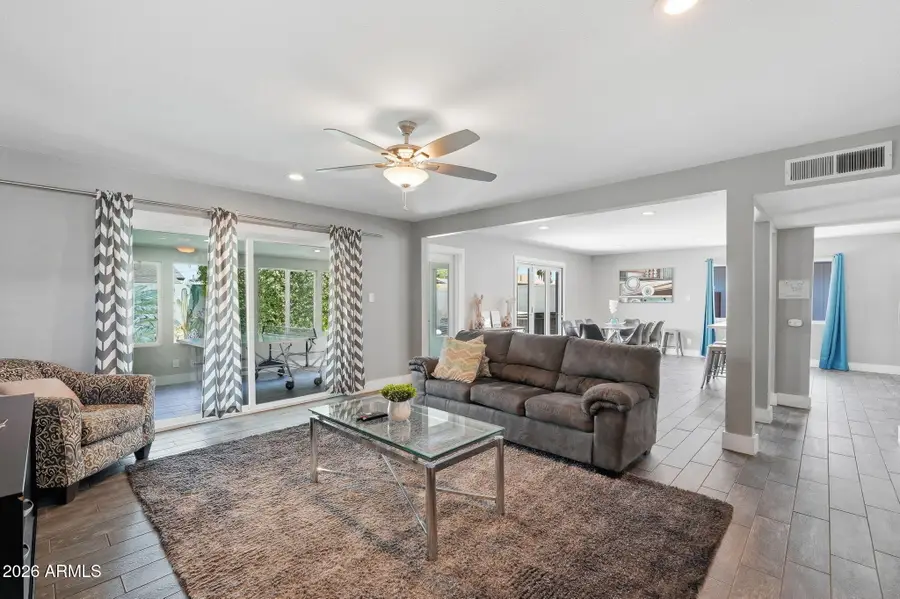 8310 E Devonshire Avenue, Scottsdale, AZ 85251 - #3
