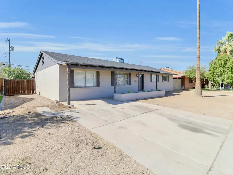 6014 W Avalon Drive, Phoenix, AZ 85033 - #3