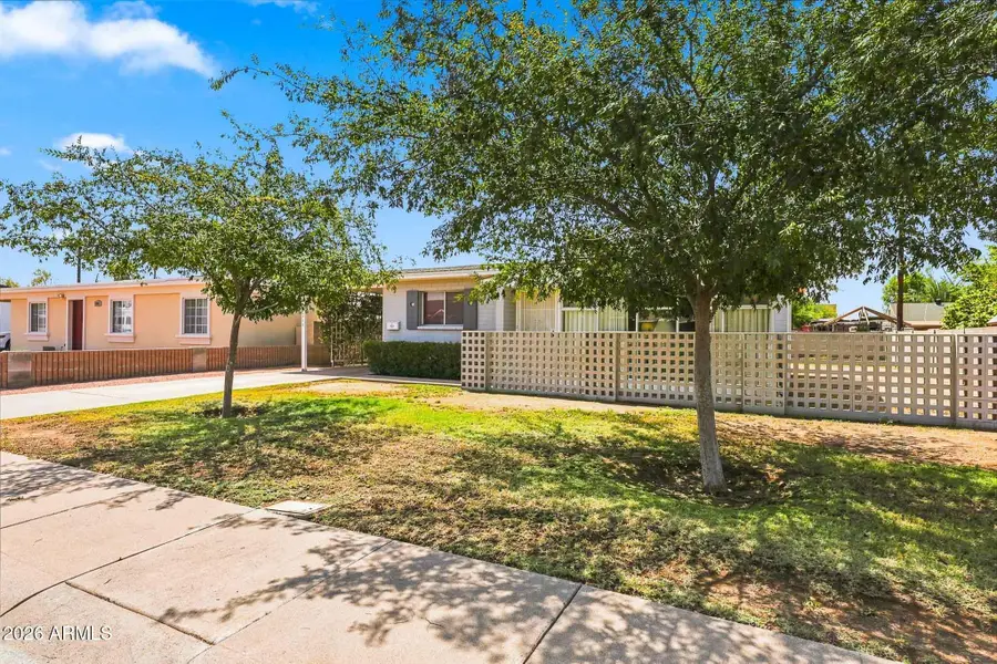 7015 W Wolf Street, Phoenix, AZ 85033 - #2