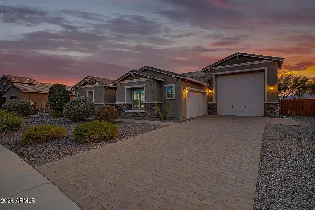 4610 N 186th Lane, Goodyear, AZ 85395 - #1