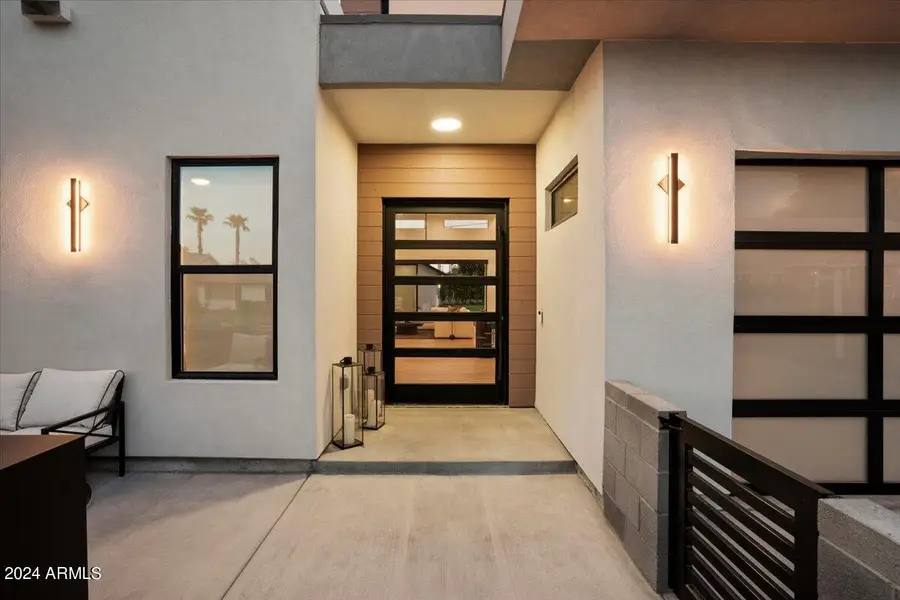 744 E Myrtle Avenue, Phoenix, AZ 85020 - #3