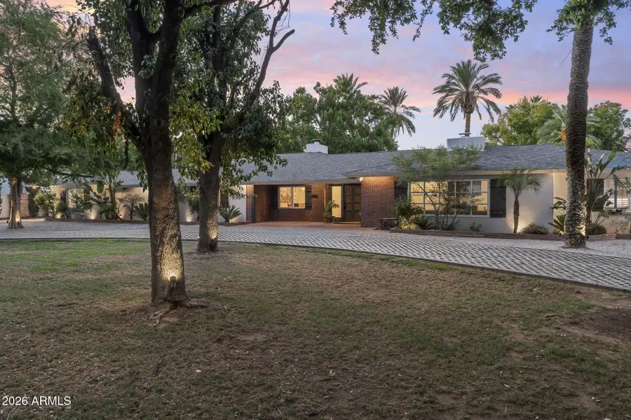550 W Berridge Lane, Phoenix, AZ 85013 - #2