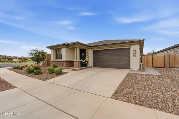 1239 W Macaw Court, San Tan Valley, AZ 85140
