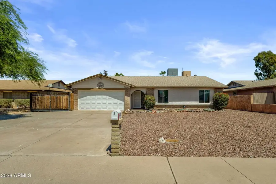 4126 W Sweetwater Avenue, Phoenix, AZ 85029 - #3
