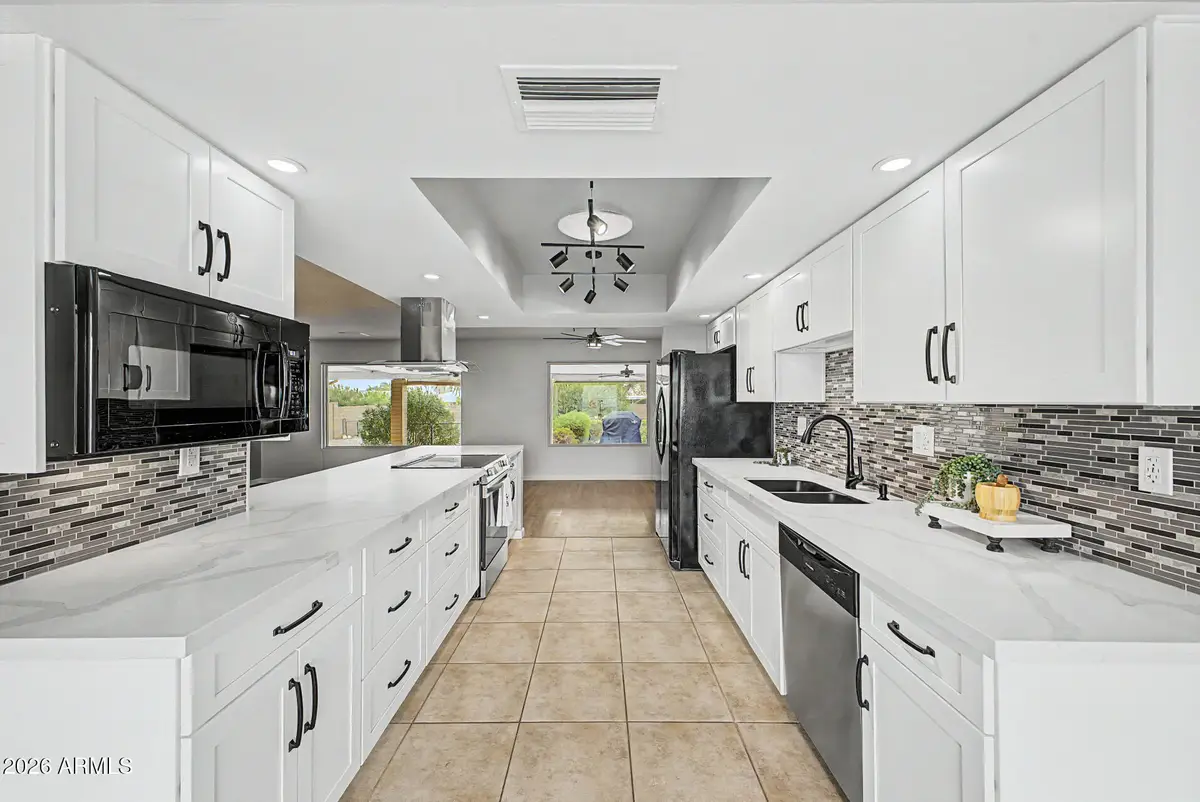 9433 W Hutton Drive, Sun City, AZ 85351 - #1
