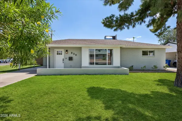 939 E Berridge Lane, Phoenix, AZ 85014