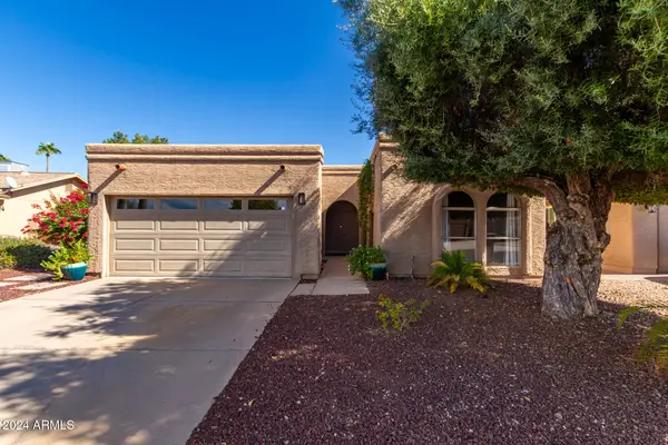 26437 S Sedona Drive, Sun Lakes, AZ 85248