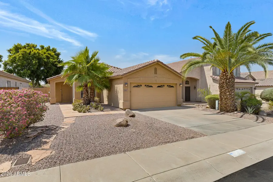 1819 W Brookwood Court, Phoenix, AZ 85045 - #2