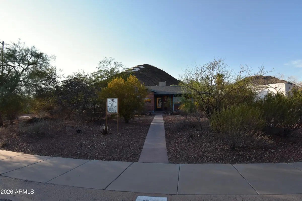 30 W Vogel Avenue, Phoenix, AZ 85021 - #1