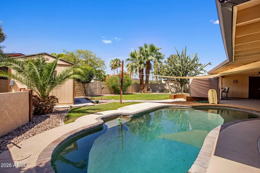 611 E Canterbury Lane, Phoenix, AZ 85022 - #2