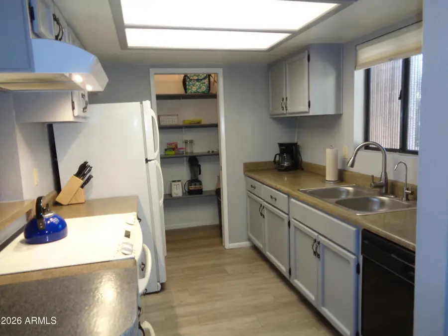 1352 E Highland Avenue #102, Phoenix, AZ 85014 - #3