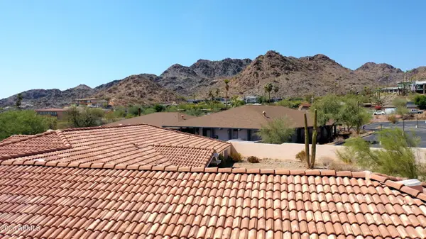 6420 N Palo Cristi Road, Paradise Valley, AZ 85253