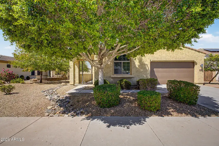 16134 W Monterosa Street, Goodyear, AZ 85395 - #2