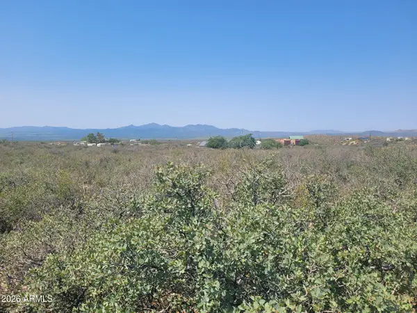 8155 W Barrington Road #76, Wilhoit, AZ 86332