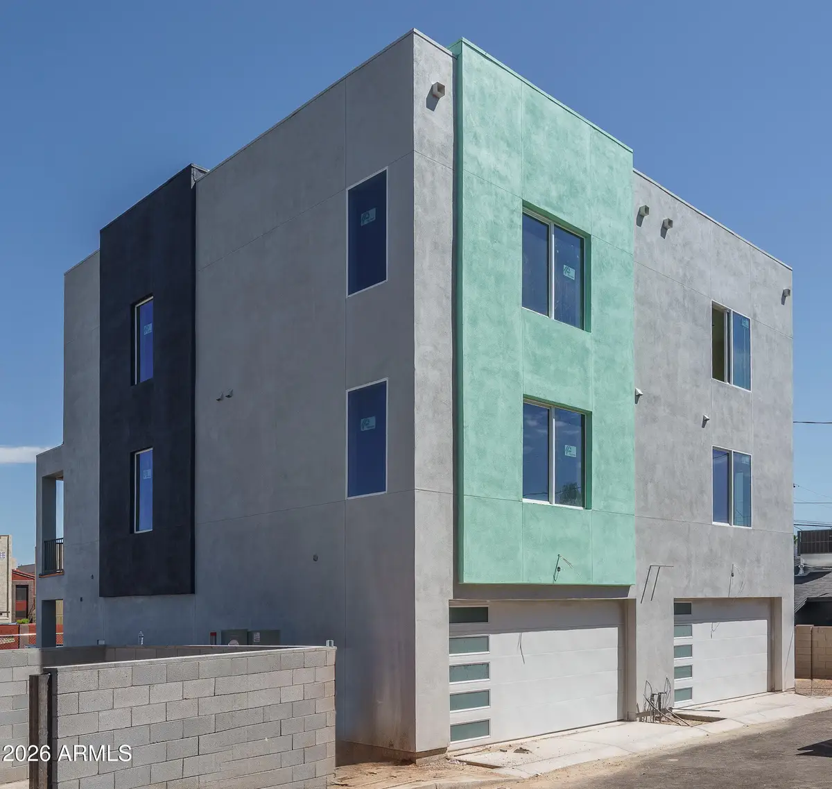 2601 E Clarendon Avenue #18, Phoenix, AZ 85016 - #1