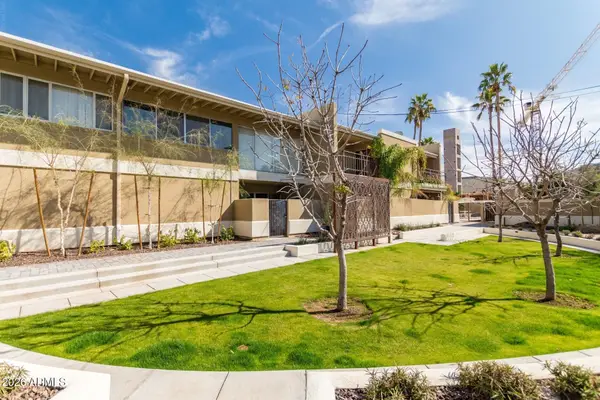 2233 E Highland Avenue #138, Phoenix, AZ 85016
