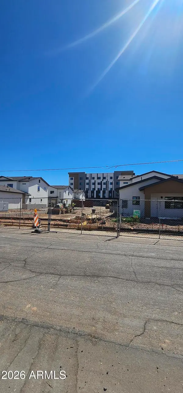2335 E Mcarthur Drive, Tempe, AZ 85288
