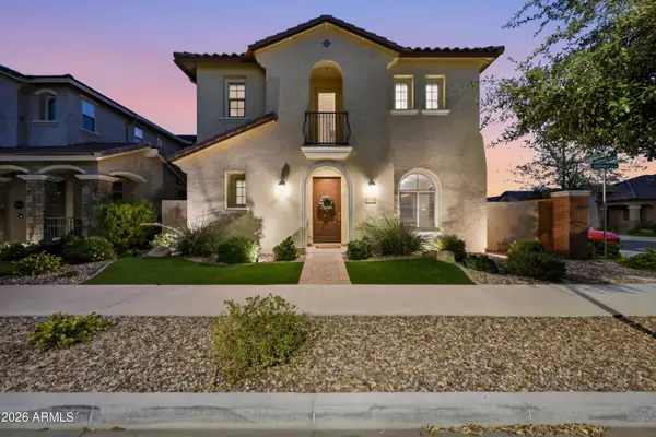 2554 S Quaintance Street, Gilbert, AZ 85295
