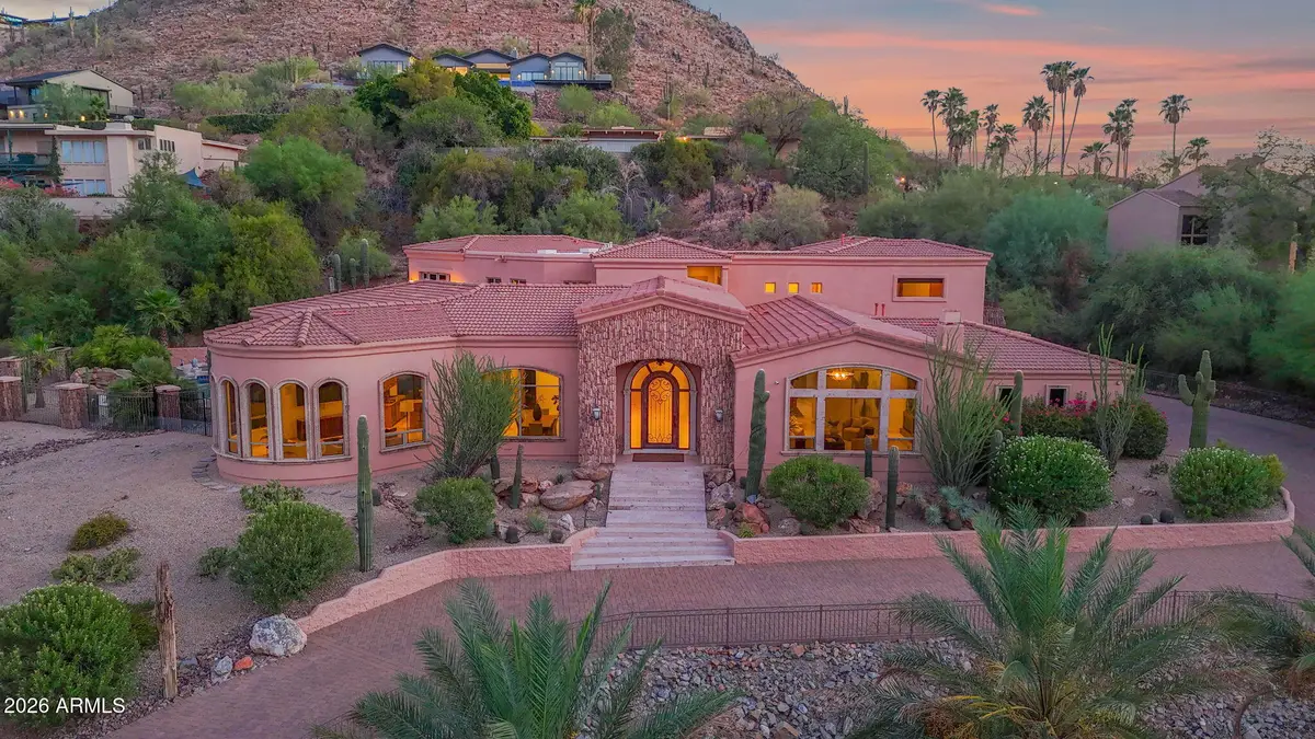 4141 E Lakeside Lane, Paradise Valley, AZ 85253 - #1