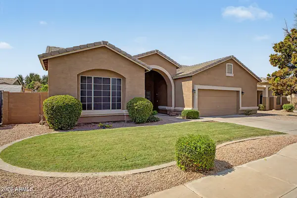 245 E Smoke Tree Road, Gilbert, AZ 85296