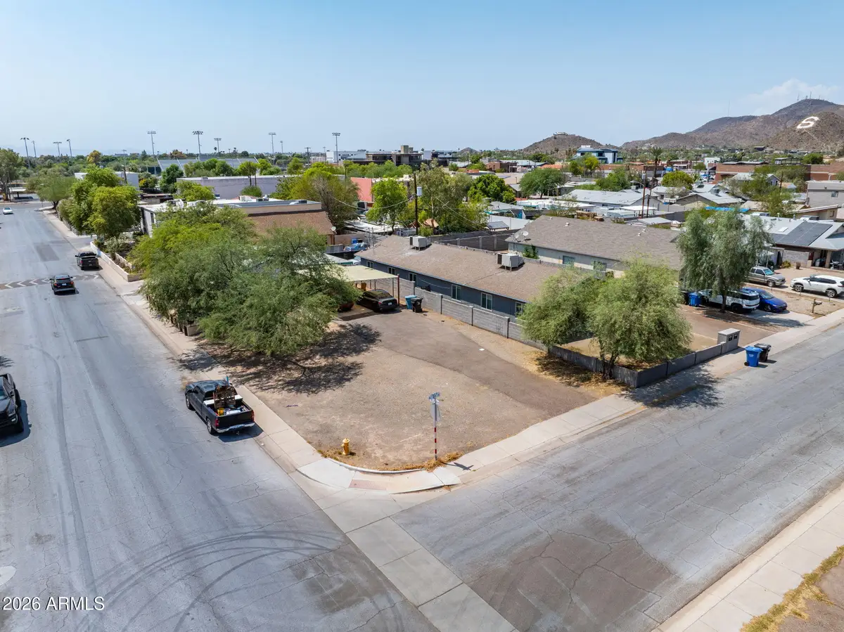 120 E Alice Avenue #24, Phoenix, AZ 85020 - #1