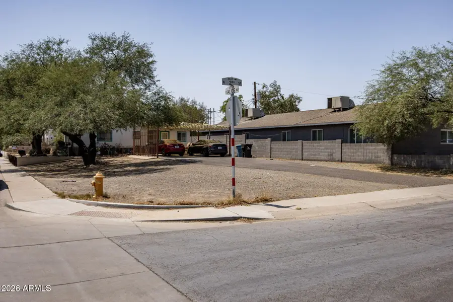 120 E Alice Avenue #24, Phoenix, AZ 85020 - #2