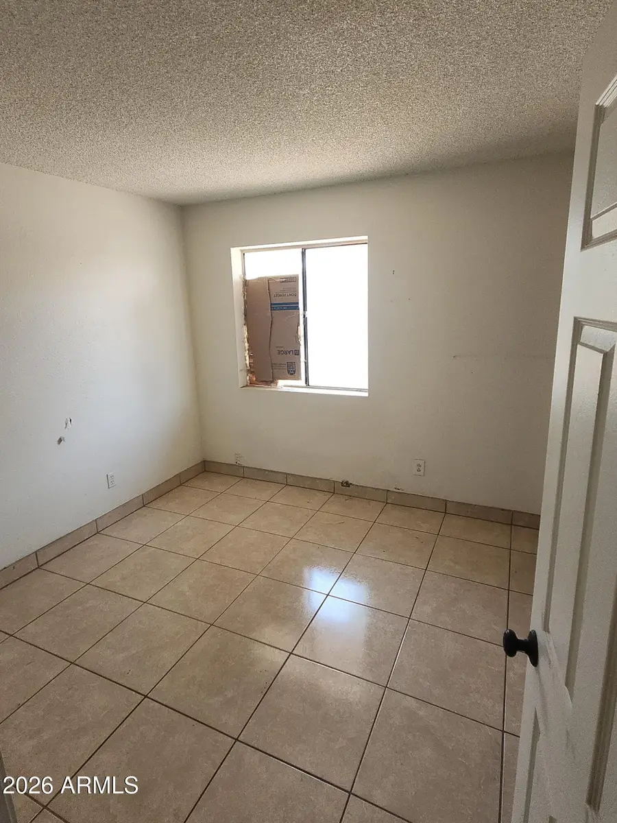 4102 N 69th Lane #1406, Phoenix, AZ 85033 - #3