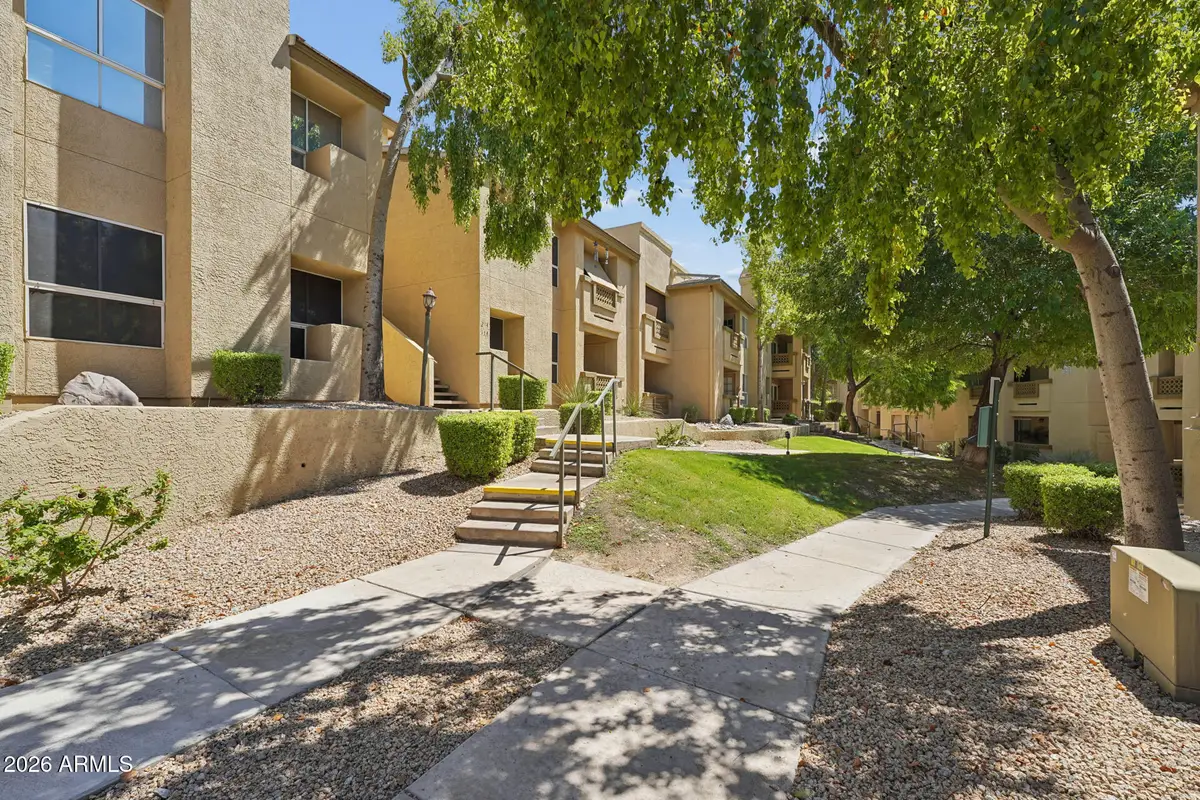 1880 E Morten Avenue #214, Phoenix, AZ 85020 - #1
