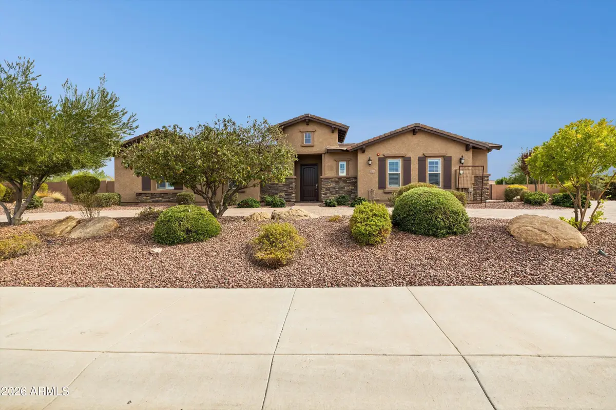 7551 W Saguaro Park Lane, Peoria, AZ 85383 - #1
