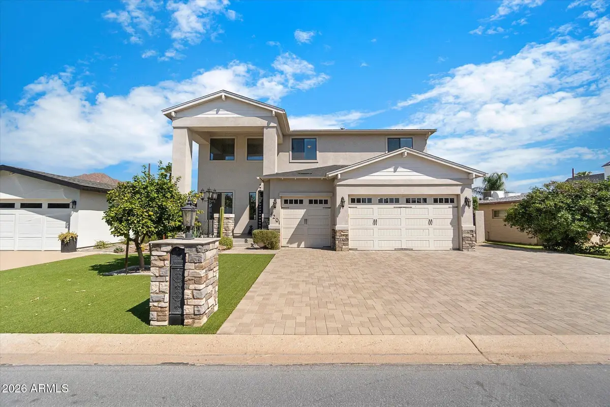 4201 N 42nd Place, Phoenix, AZ 85018 - #1