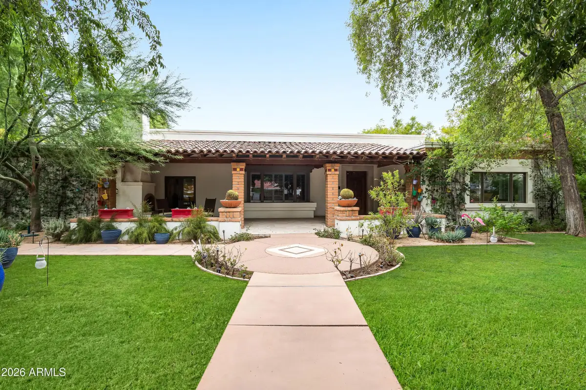 8219 N 74th Place, Scottsdale, AZ 85258 - #1