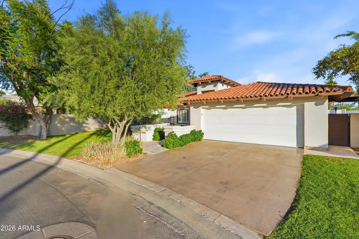 3187 E Berridge Lane, Phoenix, AZ 85016 - #1